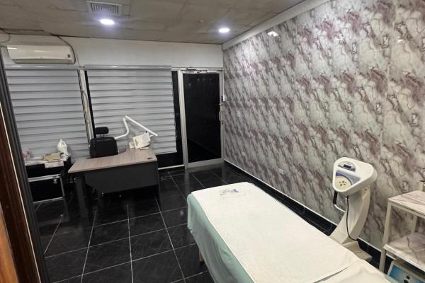 4 locales comerciales contiguos en venta | plaza colón | disponibles juntos