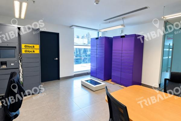 Venta de oficina en ph bmw plaza, calle 50