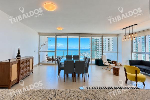 Oceanfront apartment for sale | 204 m2