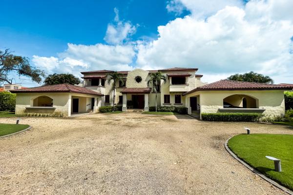 Se vende casa de playa en buenaventura