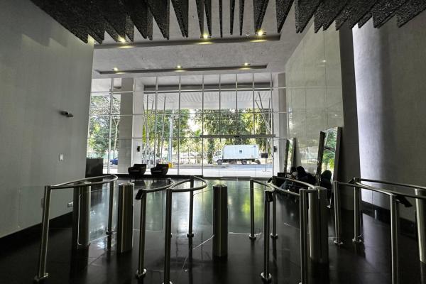 Ph office one office of 176m2 in obarrio