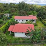 Dos casas en el france, ideal alquiler o lote familiar.