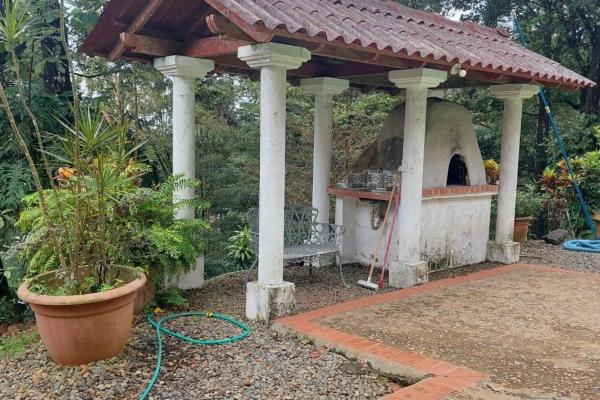 Venta de casa de montaña cerro azul