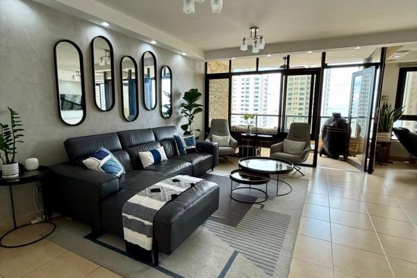 Apartamento alquiler amoblado en parque del mar