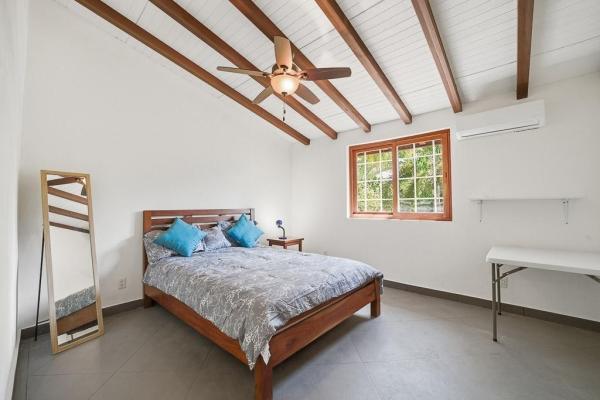 Charming home near los destiladeros beach