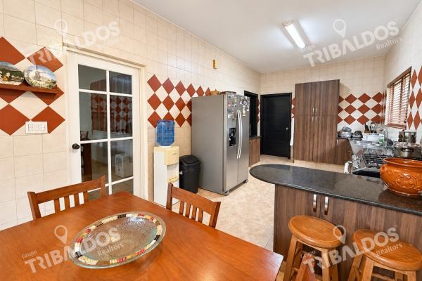 Venta de casa en costa del este