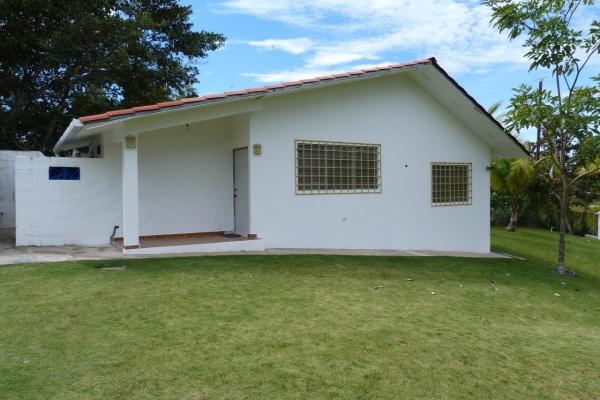 Se vende globo de terreno con acceso privado a playa solymar, bijao