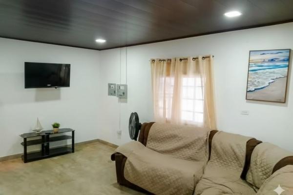 House with pool and spacious terrace - san carlos