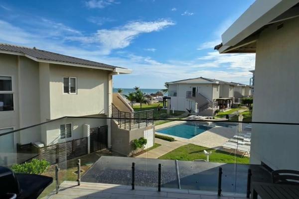 Two-level duplex with ocean view in playa caracol