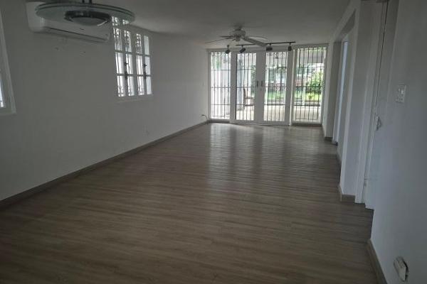 Beautiful townhome in privileged residential area