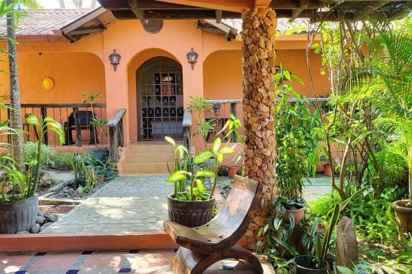 Se vende casa con plantación en nueva gorgona, chame