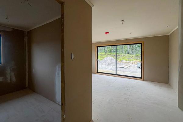 High-end off-grid home with volcán barú views