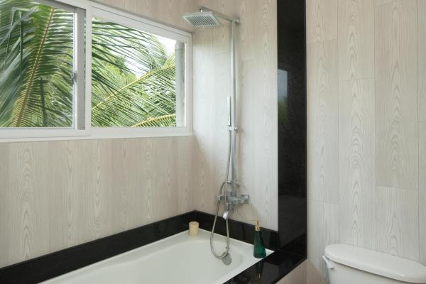 Casa frente a la playa de 4 habitaciones con piscina en boca chica