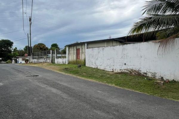 Land with warehouse for sale santiago-veragua