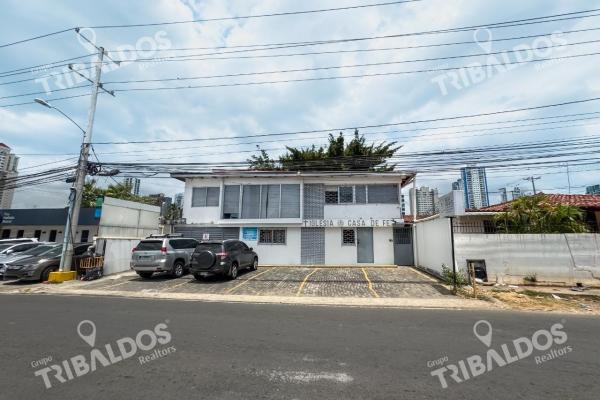 Venta de casa comercial en san francisco