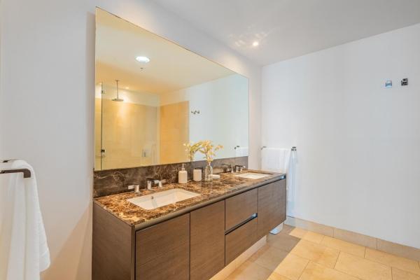 Comfortable high-floor 2-bedroom apartment
