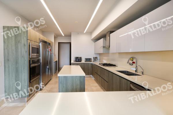 Venta de apartamento en santa maria ph greengarden piso medio