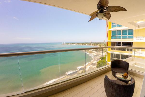 Apartamento frente al mar en playa serena nueva gorgona panamá
