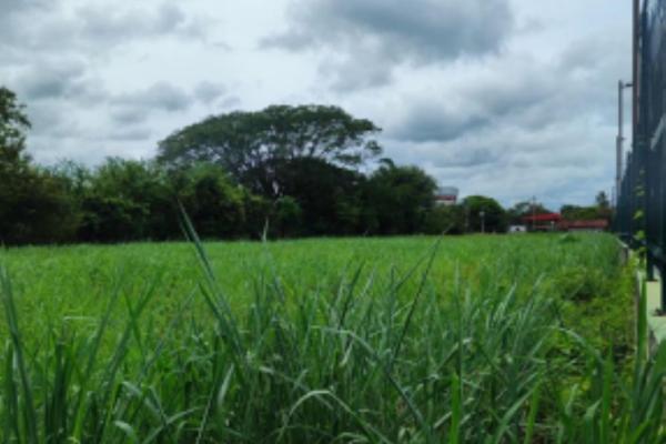 Venta de terreno en herrera, chitre area comercial