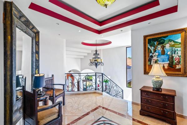 Magnificent mansion in los molinos boquete