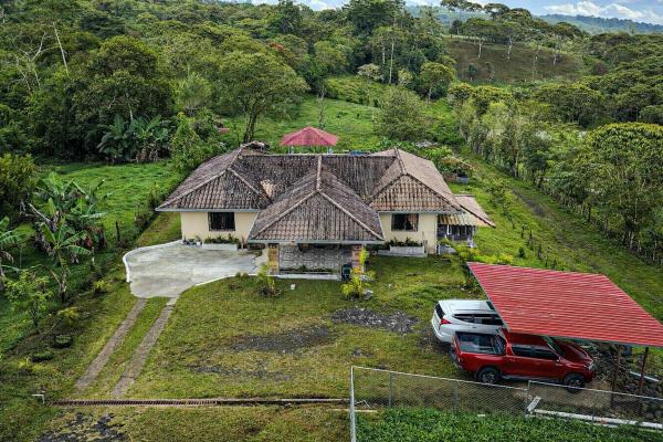 Chiriqui panama mountain house