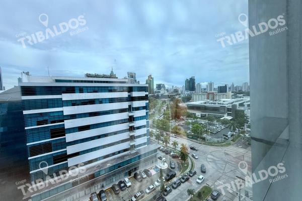 Alquiler de oficina en torre de las americas