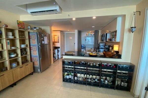 Apartamento frente al mar en coronado bay: dos estudios fusionados