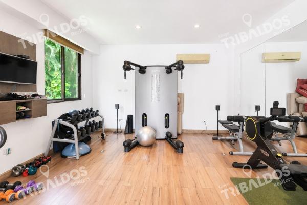 Single-family home for sale in santa maria
