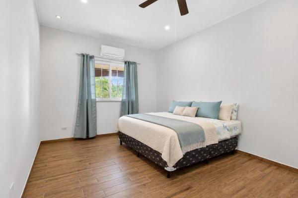 3-bedroom home & apartment near el estero beach