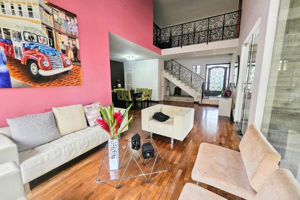 Venta de casa unifamiliar en fuente del fresno condado del rey remodelada