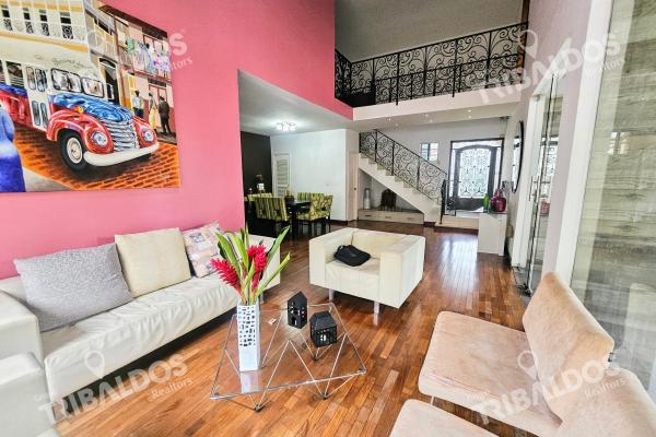 Venta de casa unifamiliar en fuente del fresno condado del rey remodelada