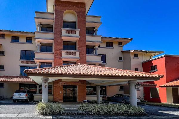 Precioso condominio en planta baja con jardín