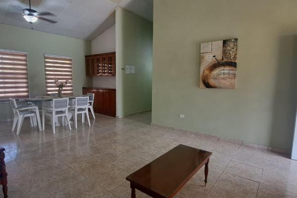 Casa con piscina en un amplio terreno en nueva gorgona, panamá.