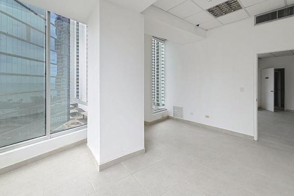 Oficina en venta/alquiler, 128m2, zona bancaria | torre banesco, jac