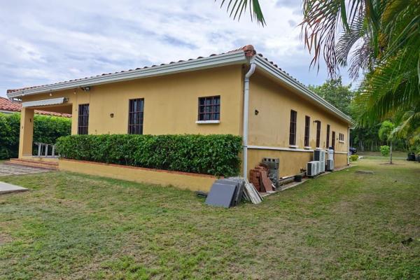 House in hacienda pacifica with 3 bedrooms
