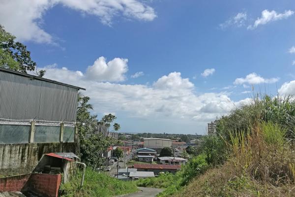 Terreno en rio abajo