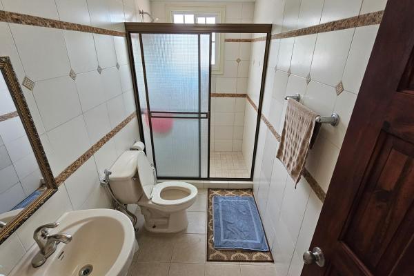 House in coronado with pool and 1000m2 land