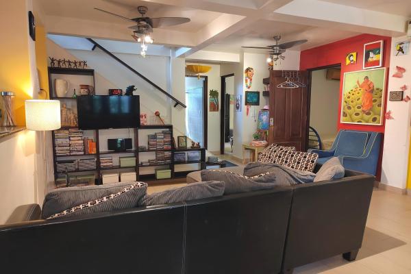 San carlos oasis: 4br house, guest house & pool