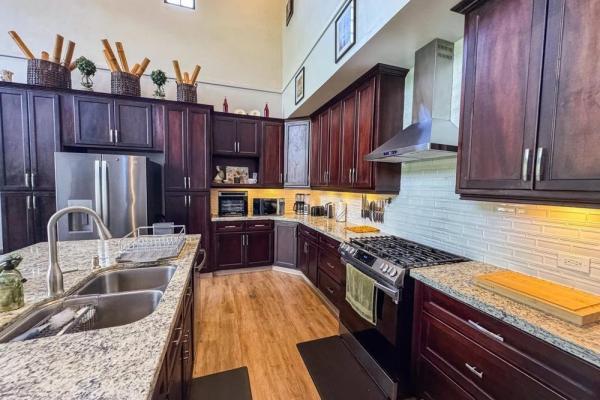 Furnished luxury home in santa lucia, boquete