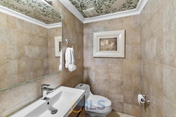 Apartamento con terraza en embassy club courtyard