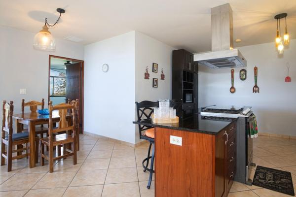 Rare ground-floor canyon view condo in los molinos