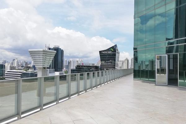 Oficina en gris, piso completo en calle 50, revolution tower