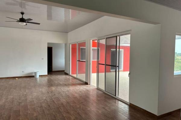 Casa en venta – vista a al mar en el calvario