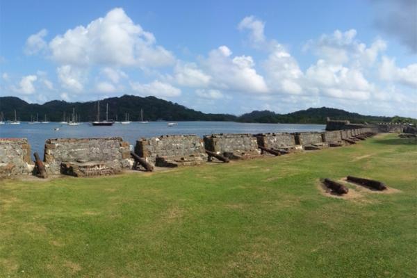 Venta de terreno en peninsula del peregrino, portobelo colón
