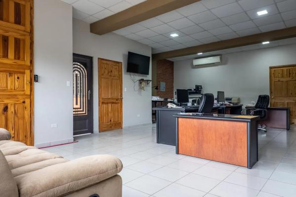 Commercial building for sale in downtown david
