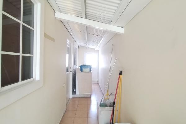 Venta de casa adosada en villa de las azores en villa lucre
