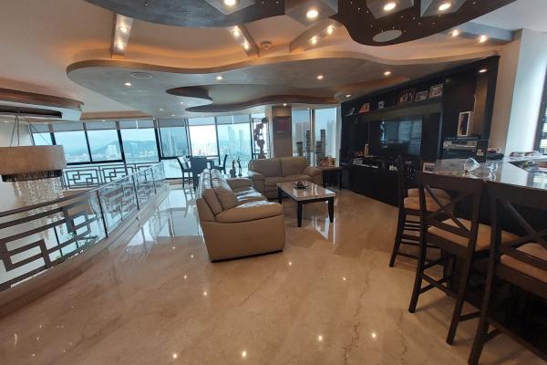 Venta de penthouse de dos pisos en paitilla
