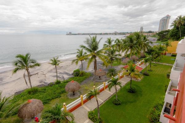 Condominio en playa serena nueva gorgona chame panamá