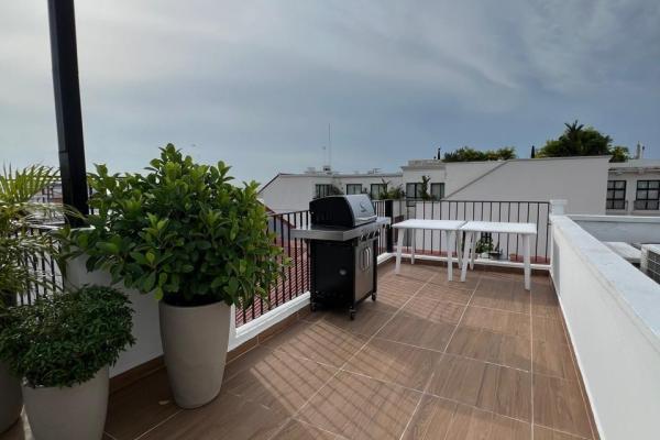 Apartment for sale in old town panama