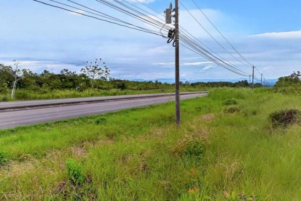 5,000 m² lot for sale on boquete main road